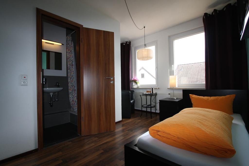 Stadthotel Kleiner Berg Friedrichshafen Exterior photo