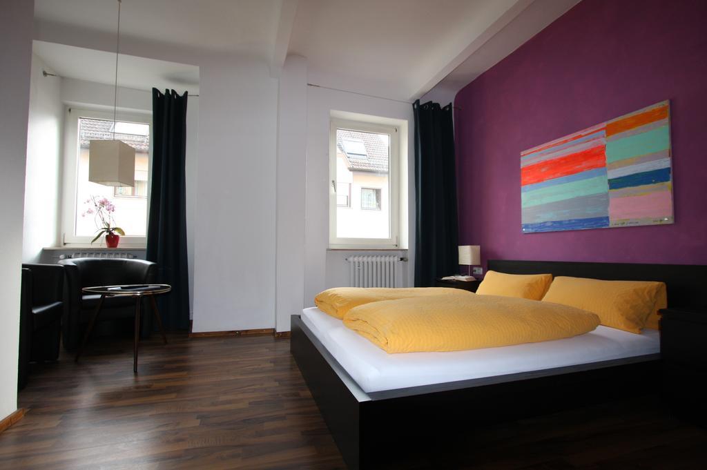 Stadthotel Kleiner Berg Friedrichshafen Exterior photo